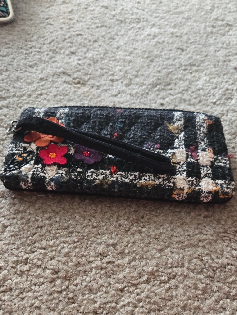 Vera Bradley Black Tweed Floral Wristlet Clutch with Multicolor Flowers